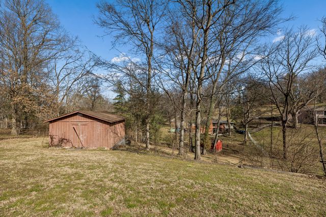 5020 Kincannon Dr, Nashville, TN 37220