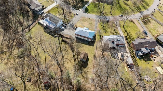 5020 Kincannon Dr, Nashville, TN 37220