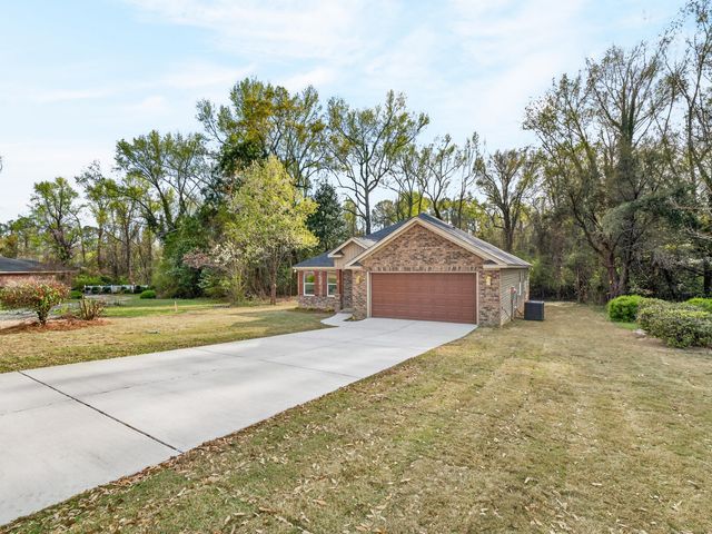 32 Harrell Road, Sumter, SC 29150