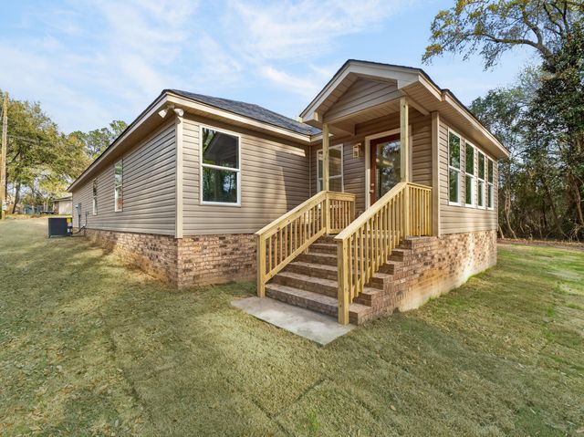 32 Harrell Road, Sumter, SC 29150