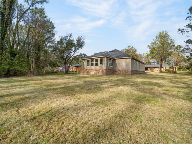 32 Harrell Road, Sumter, SC 29150
