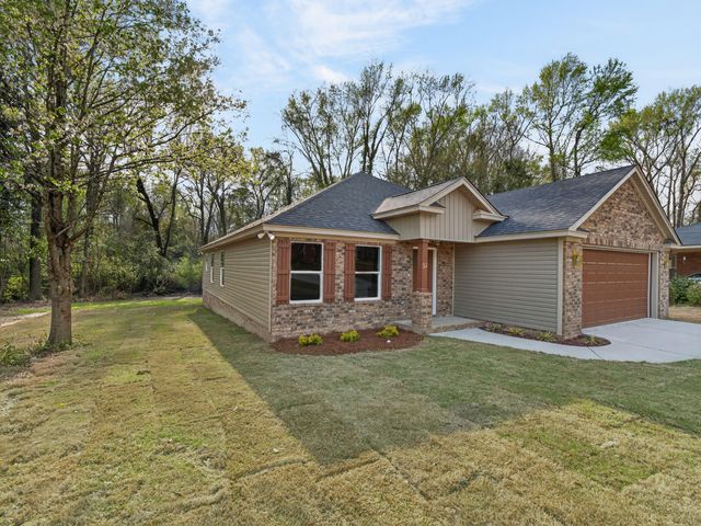 32 Harrell Road, Sumter, SC 29150