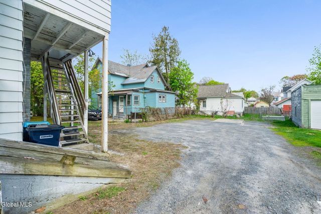 27 W Notre Dame Street, Glens Falls, NY 12801