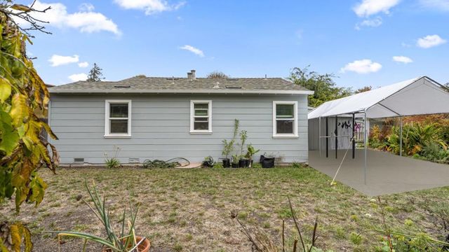 2262 Louis Road, Palo Alto, CA 94303