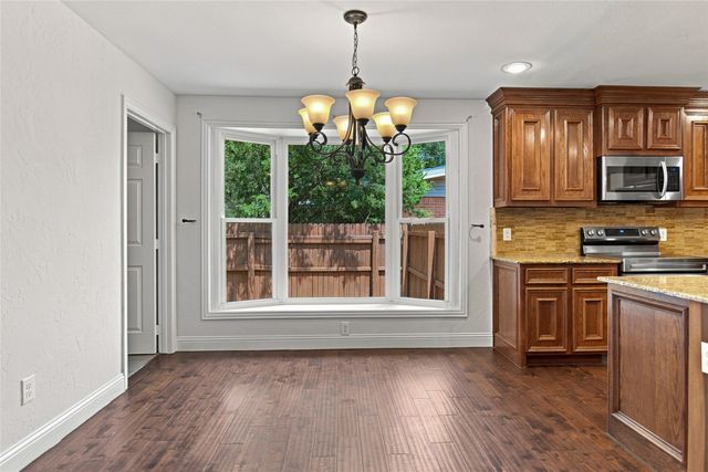 815 National Drive, Irving, TX 75060