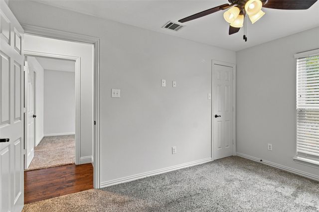 815 National Drive, Irving, TX 75060