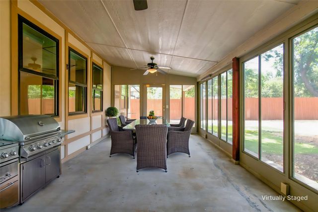 815 National Drive, Irving, TX 75060