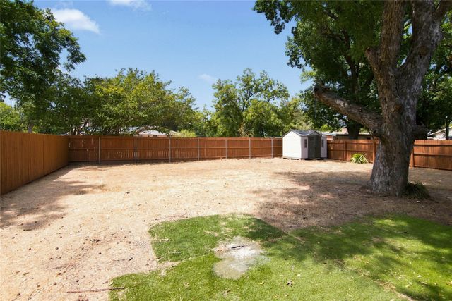 815 National Drive, Irving, TX 75060