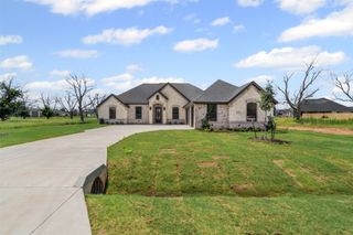 2172 Middlewood Circle, Granbury, TX 76049