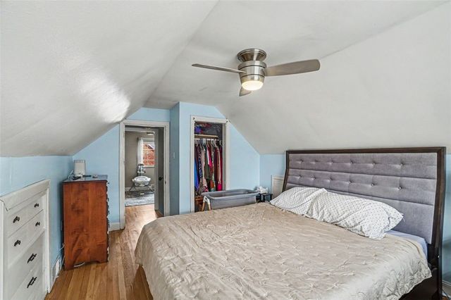 3524 Middleboro Rd, Castle Shannon, PA 15234