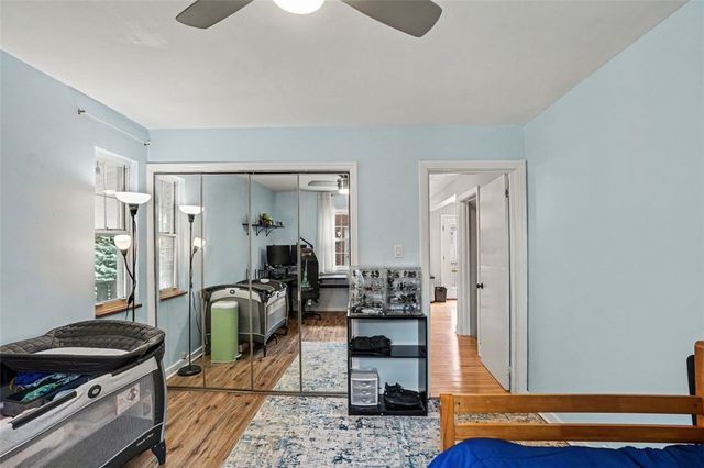 3524 Middleboro Rd, Castle Shannon, PA 15234
