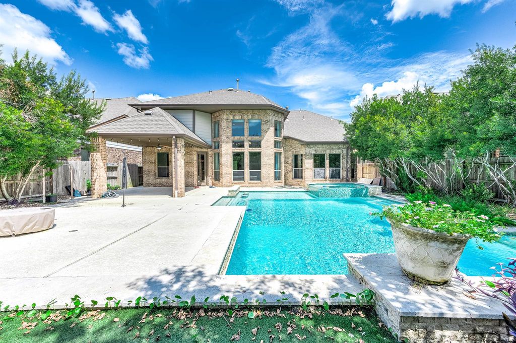 17131 Upton Hill Drive, Cypress, TX 77433