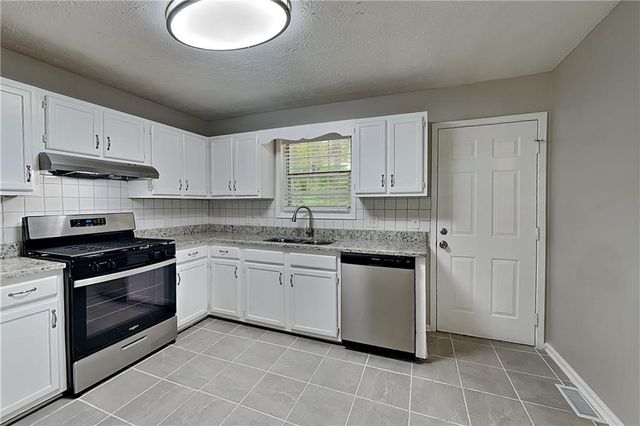 7796 Mountain Creek Way, Douglasville, GA 30134