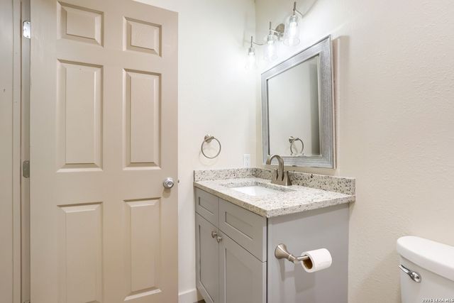 6731 CARTERS BLF, San Antonio, TX 78239