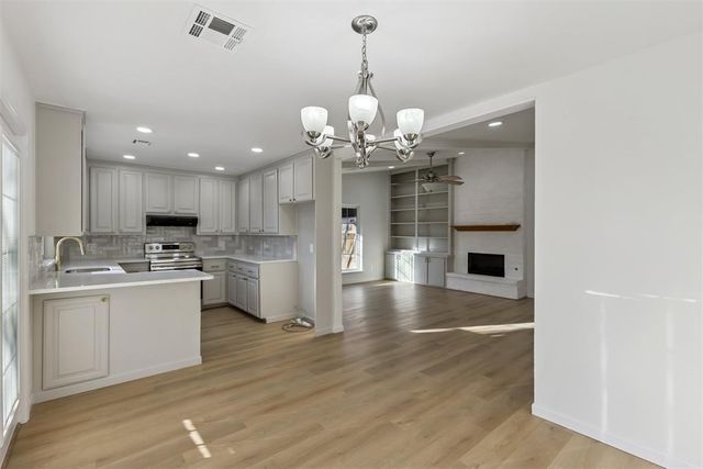 3608 Necia Drive, Moore, OK 73160