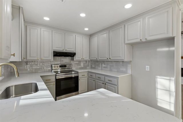 3608 Necia Drive, Moore, OK 73160