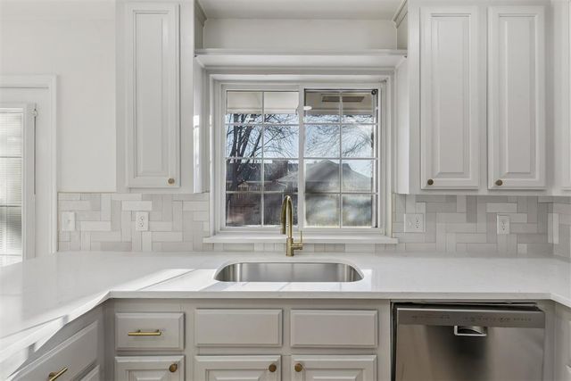 3608 Necia Drive, Moore, OK 73160