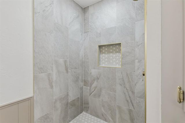 3608 Necia Drive, Moore, OK 73160