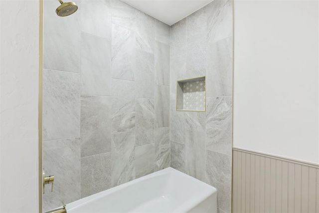 3608 Necia Drive, Moore, OK 73160