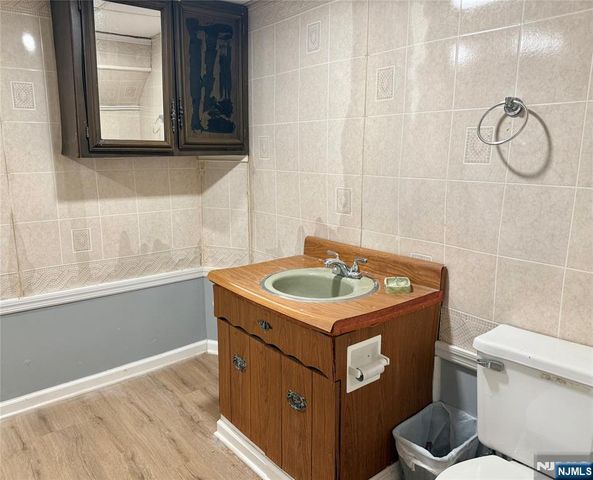 95 Wendt Lane, Wayne, NJ 07470