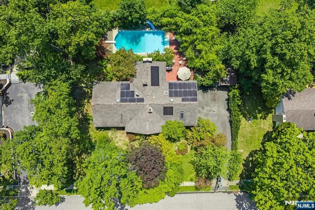 95 Wendt Lane, Wayne, NJ 07470