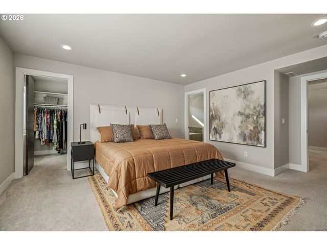 16512 Se PLEASANT VALLEY Pkwy, Happy Valley, OR 97086