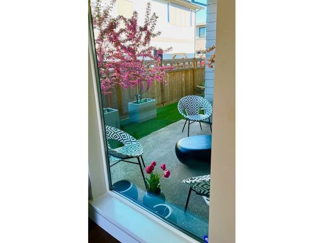 16512 Se PLEASANT VALLEY Pkwy, Happy Valley, OR 97086