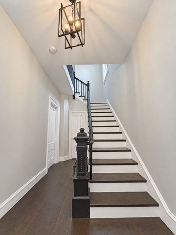 25 Monadnock 2, Boston, MA 02125