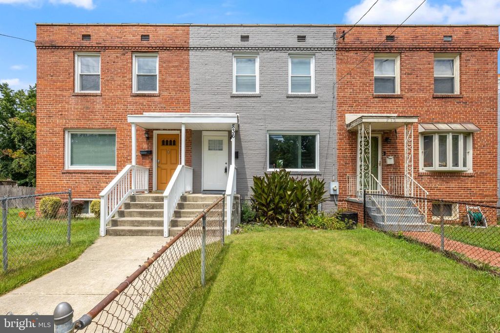 836 XENIA ST SE, Washington, DC 20032