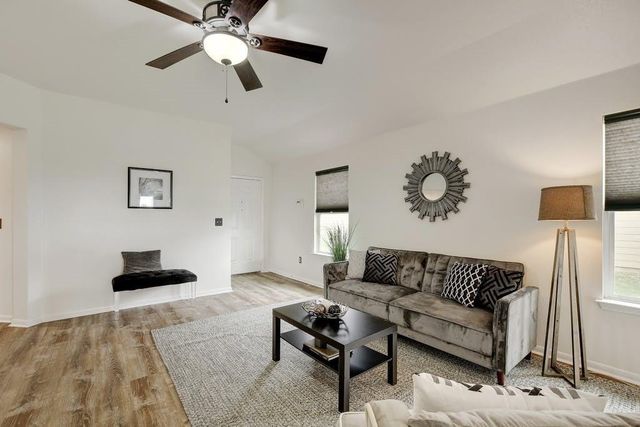 173 Rafe CT, Kyle, TX 78640