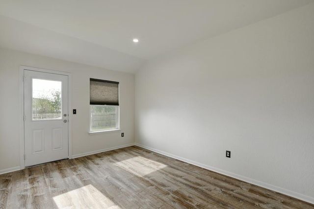 173 Rafe CT, Kyle, TX 78640