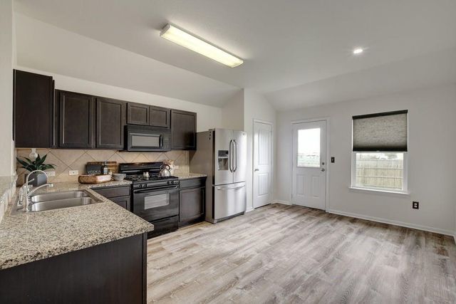 173 Rafe CT, Kyle, TX 78640