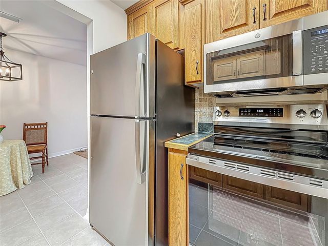 2442 ENTERPRISE ROAD 6, Clearwater, FL 33763