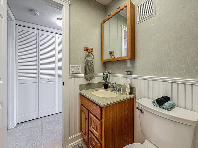 2442 ENTERPRISE ROAD 6, Clearwater, FL 33763