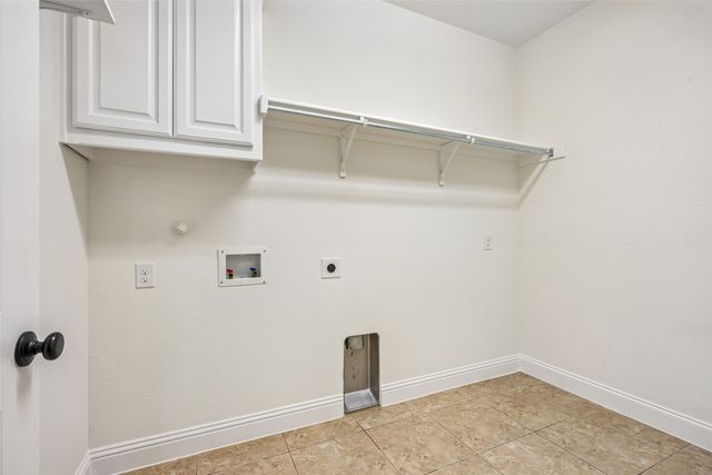 932 Champions Court, Roanoke, TX 76262