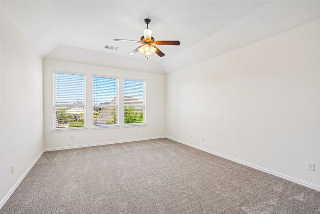 932 Champions Court, Roanoke, TX 76262