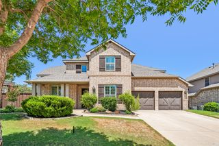 932 Champions Court, Roanoke, TX 76262