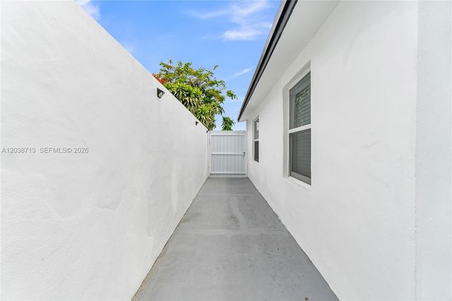 2600 NW 108th St 2, Miami, FL 33167