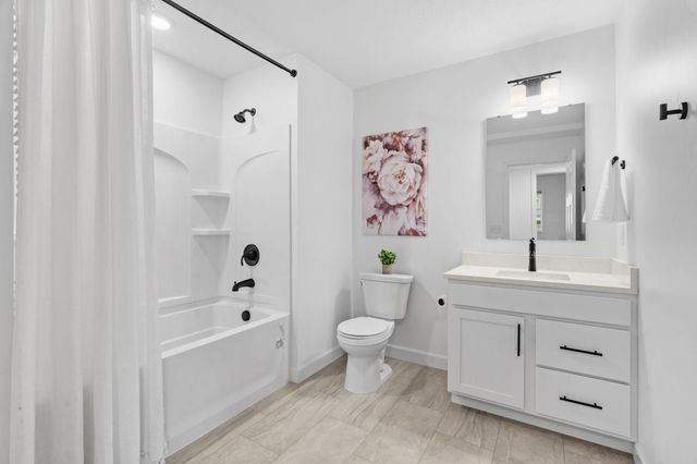 10575 Kingsview Lane N, Maple Grove, MN 55369