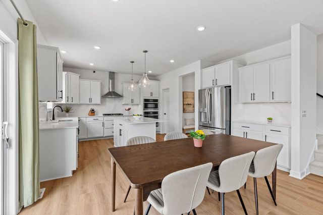 10575 Kingsview Lane N, Maple Grove, MN 55369