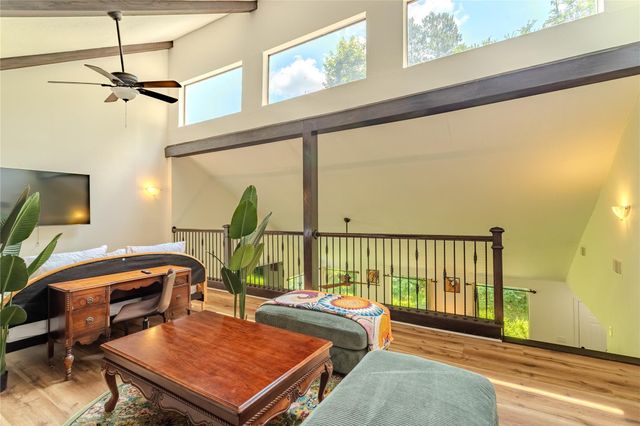 129 Springs Edge Drive, Conroe, TX 77356