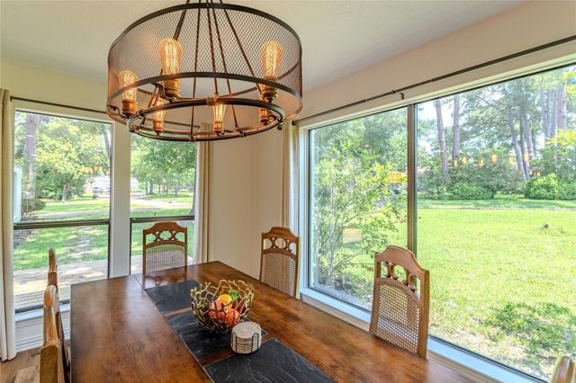 129 Springs Edge Drive, Conroe, TX 77356