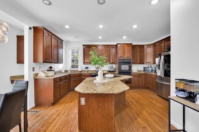5355 Wandering Way, Mason, OH 45040