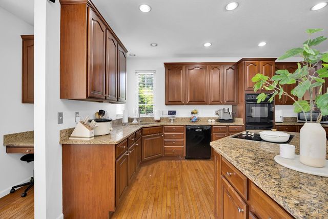 5355 Wandering Way, Mason, OH 45040