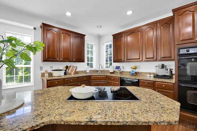 5355 Wandering Way, Mason, OH 45040
