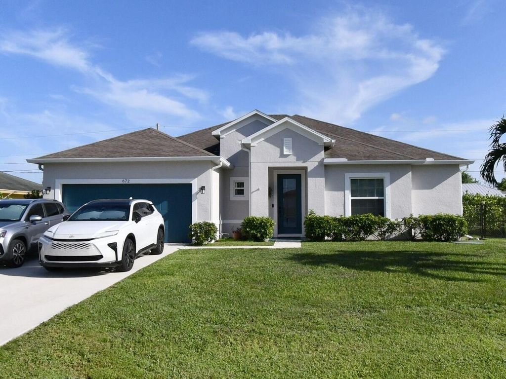 672 SW Jacoby Avenue, Port St. Lucie, Port St Lucie, FL 34953