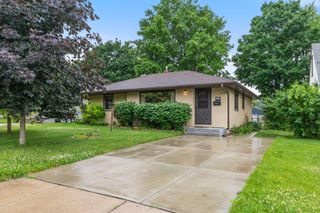 845 20th Avenue N, South Saint Paul, MN 55075
