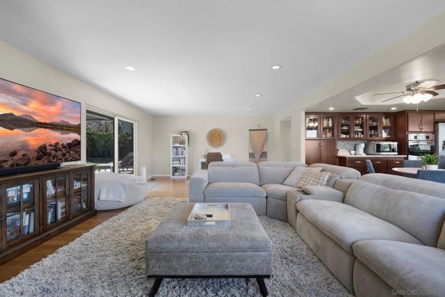 973 Brockton St, El Cajon, CA 92020