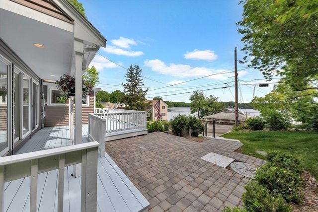 118 Woolford Road, Wrentham, MA 02093