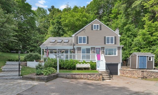 118 Woolford Road, Wrentham, MA 02093